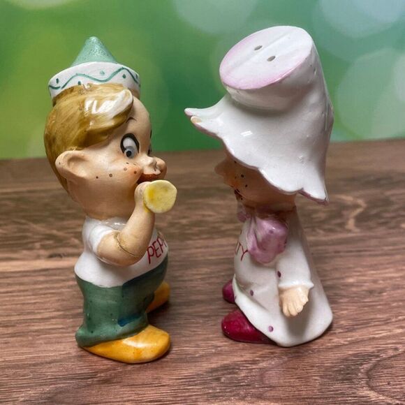 Kreiss & Company 'Happy New Year Salty & Peppy' Shaker Set - Picture 2 of 10